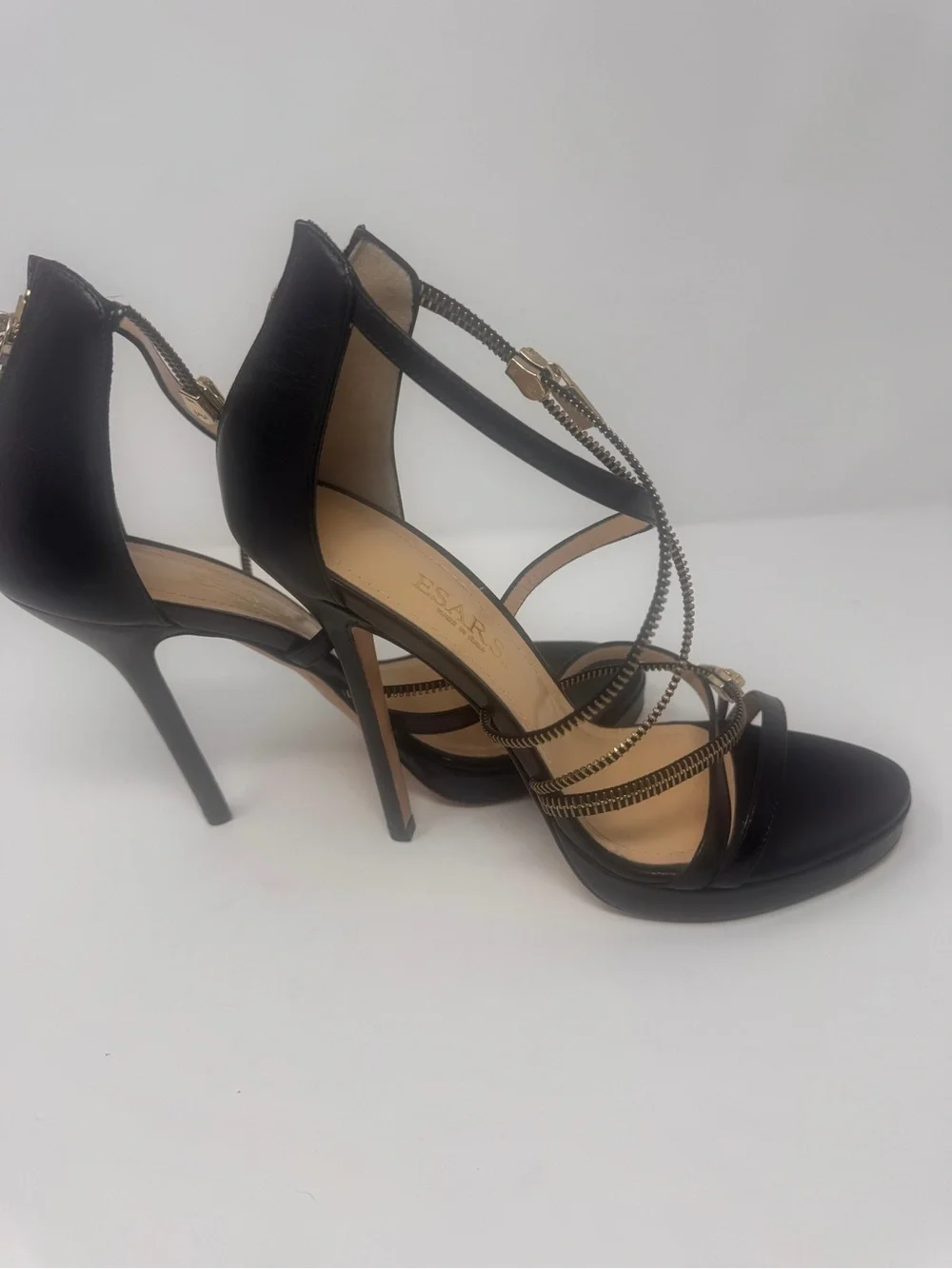 Discontinued designer Esari heels zipper design